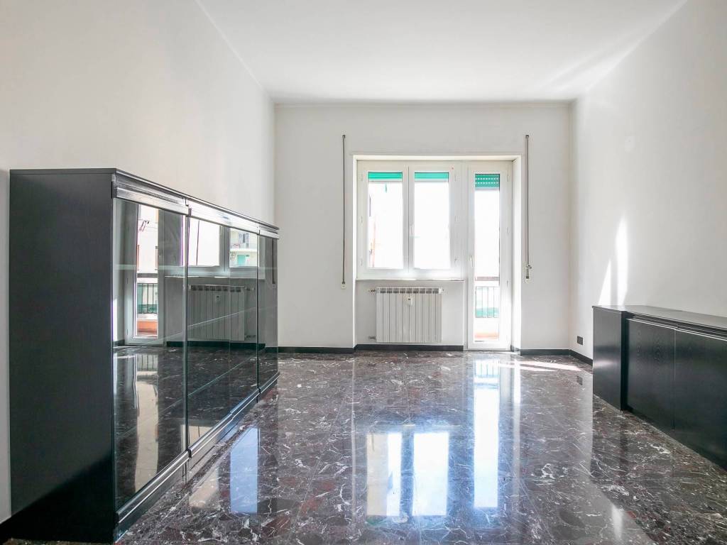 appartamento in vendita a Genova in zona Sampierdarena