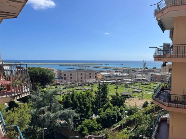 appartamento in vendita a Genova in zona Pegli