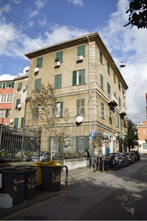 appartamento in vendita a Genova in zona Cornigliano