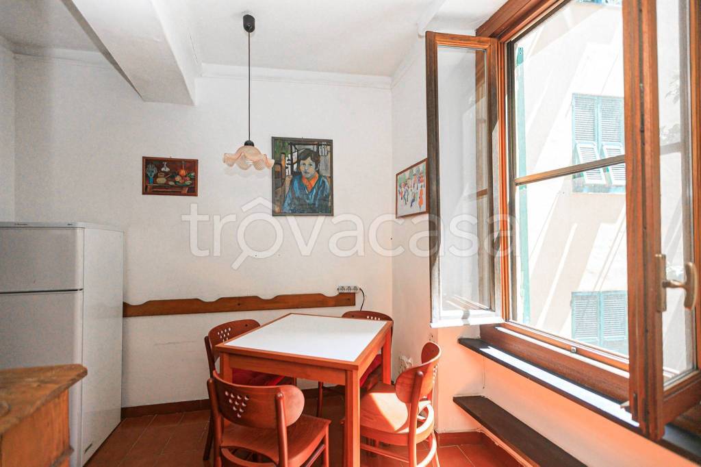 appartamento in vendita a Genova in zona Carignano