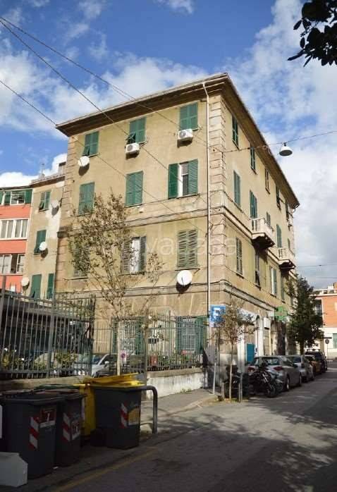 appartamento in vendita a Genova in zona Cornigliano