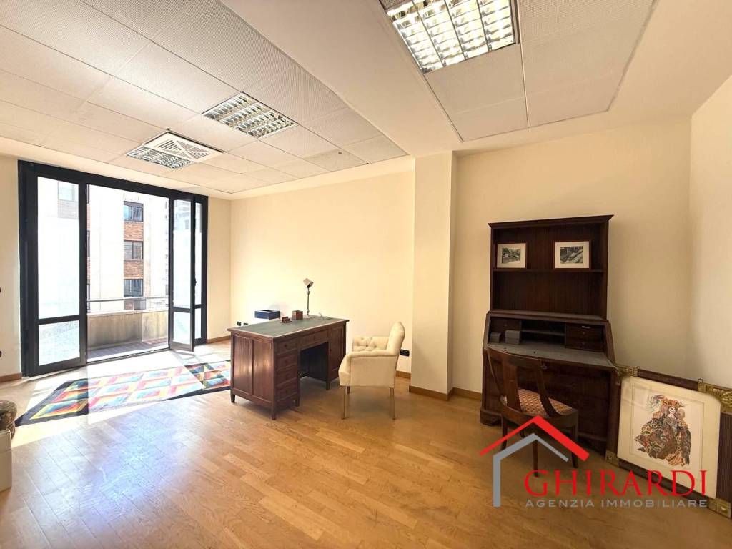 ufficio in vendita a Genova in zona Centro Storico
