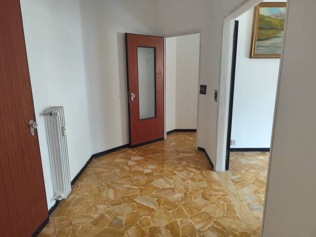 appartamento in vendita a Genova in zona Oregina