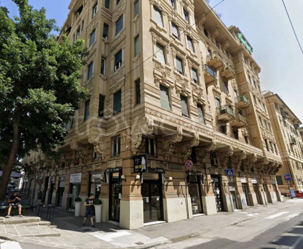 appartamento in vendita a Genova in zona Foce