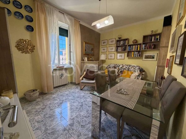 appartamento in vendita a Genova in zona Sturla