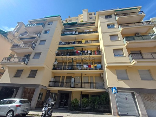 appartamento in vendita a Genova in zona Oregina