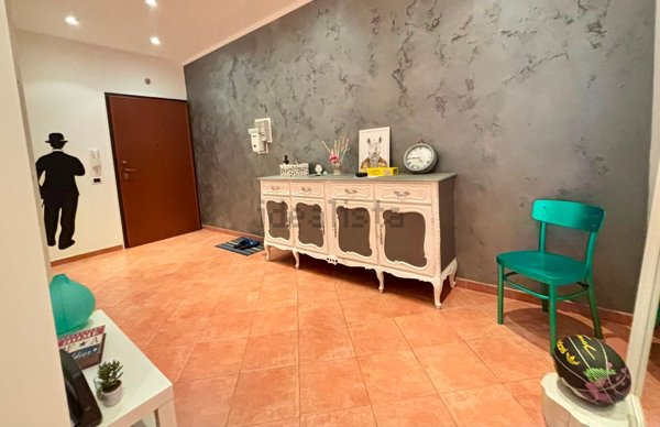 appartamento in vendita a Genova in zona Sestri Ponente
