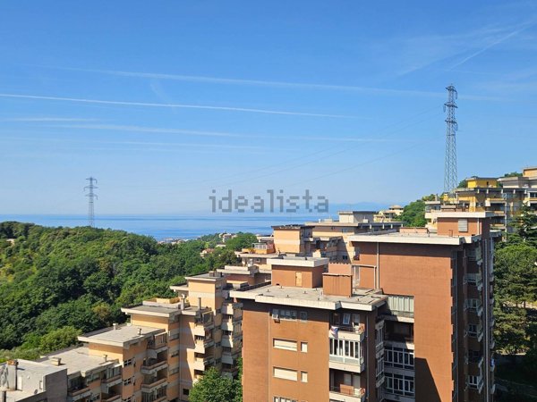 appartamento in vendita a Genova in zona Lagaccio / Granarolo