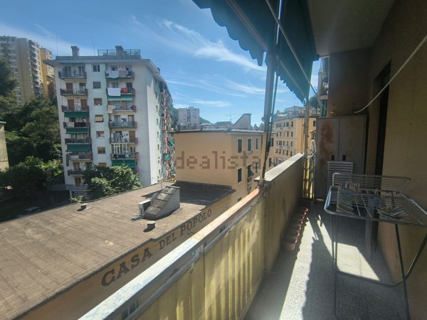 appartamento in vendita a Genova in zona Quezzi