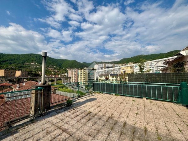 appartamento in vendita a Genova in zona Molassana