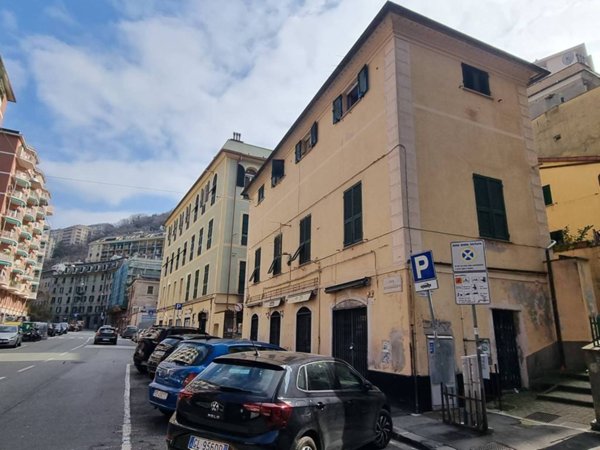 appartamento in vendita a Genova in zona Marassi