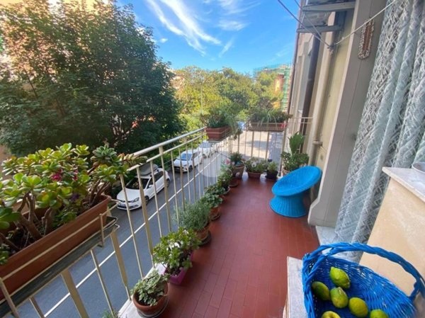 appartamento in vendita a Genova in zona Staglieno