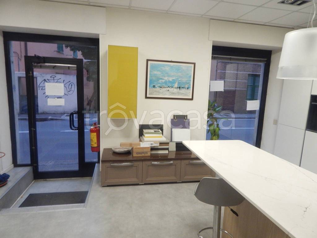 negozio in vendita a Genova