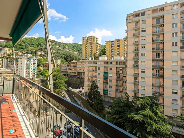 appartamento in vendita a Genova in zona Quezzi
