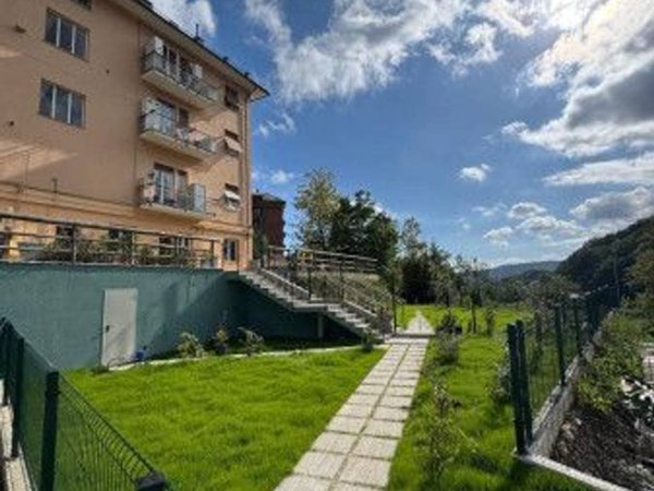 appartamento in vendita a Genova in zona Molassana