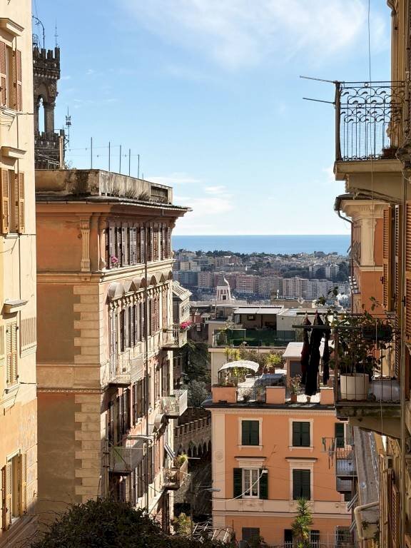 appartamento in vendita a Genova
