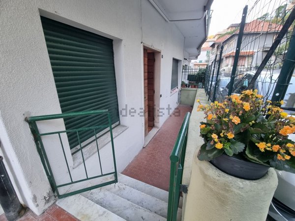 appartamento in vendita a Genova in zona Molassana