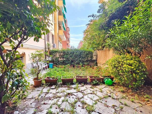 appartamento in vendita a Genova in zona Albaro