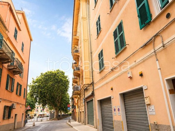 appartamento in vendita a Genova in zona Palmaro / Pra'