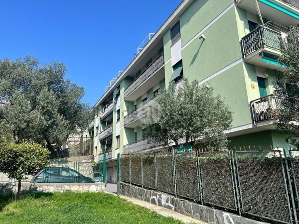 appartamento in vendita a Genova in zona Quezzi