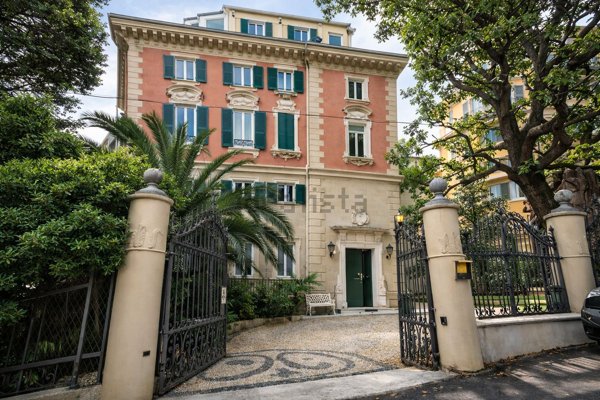 appartamento in vendita a Genova in zona Albaro