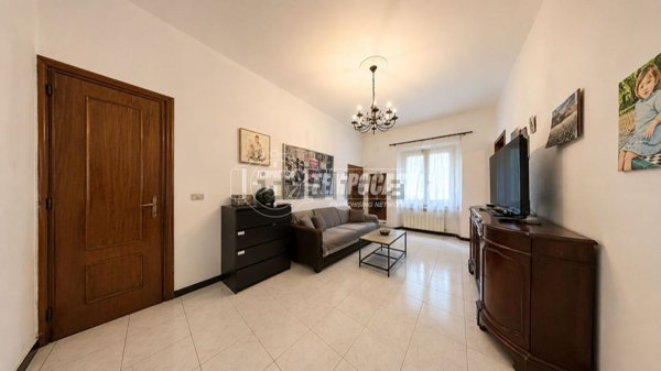 appartamento in vendita a Genova in zona Sestri Ponente