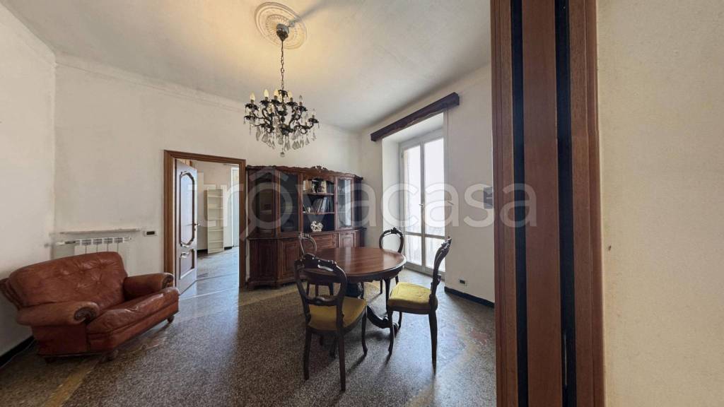 appartamento in vendita a Genova in zona Sampierdarena