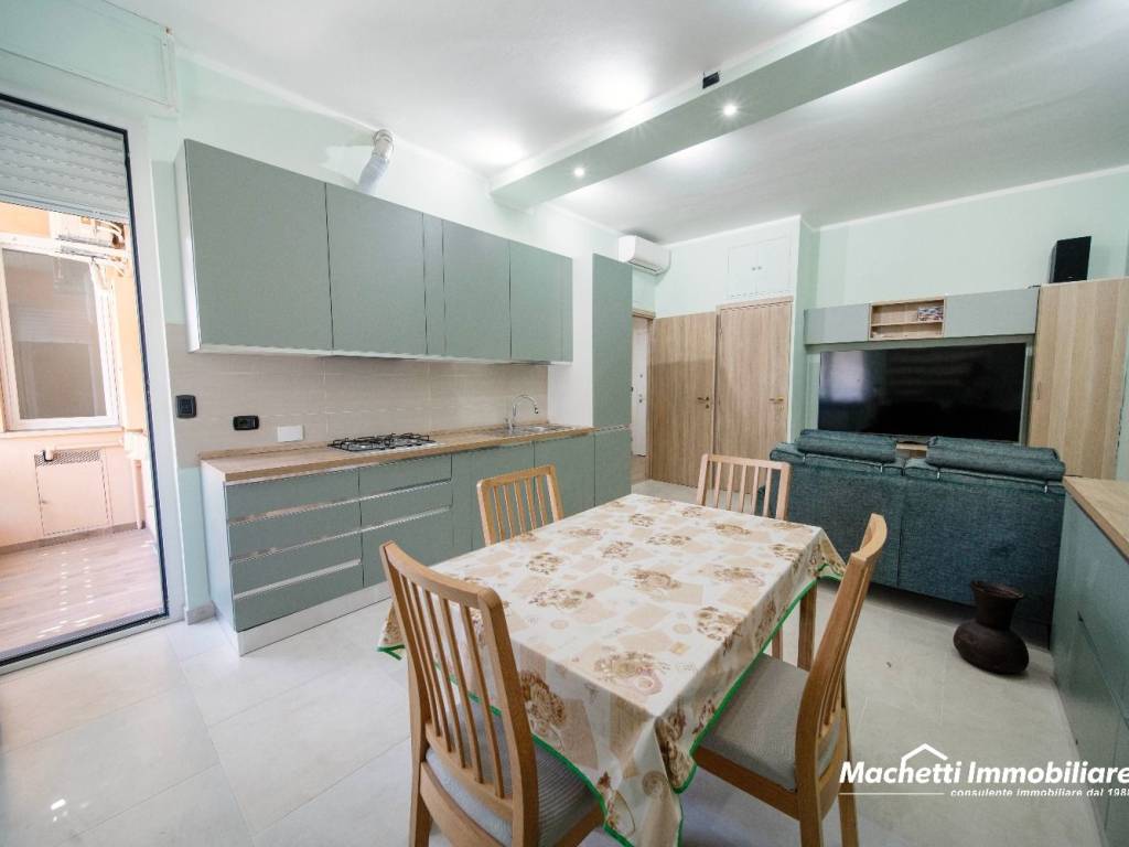 appartamento in vendita a Genova in zona Marassi