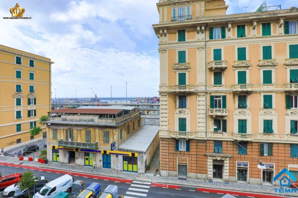 appartamento in vendita a Genova in zona Sampierdarena