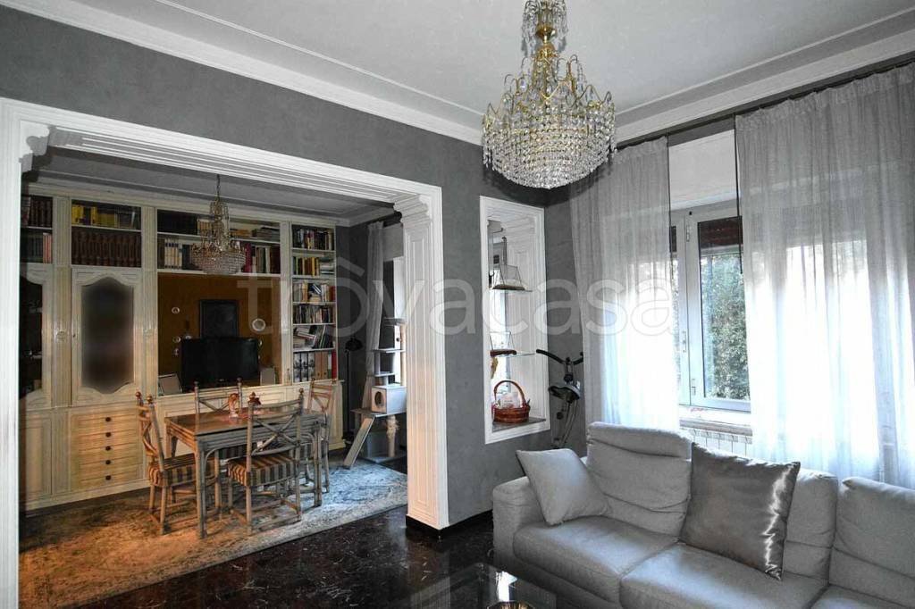appartamento in vendita a Genova in zona Castelletto