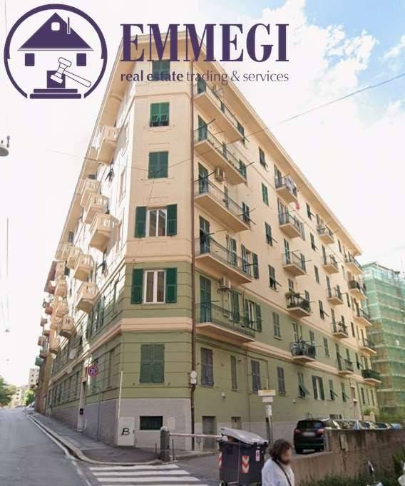appartamento in vendita a Genova in zona Sampierdarena