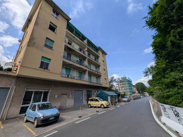 appartamento in vendita a Genova in zona Struppa