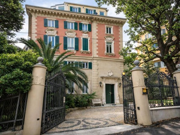 appartamento in vendita a Genova in zona Albaro