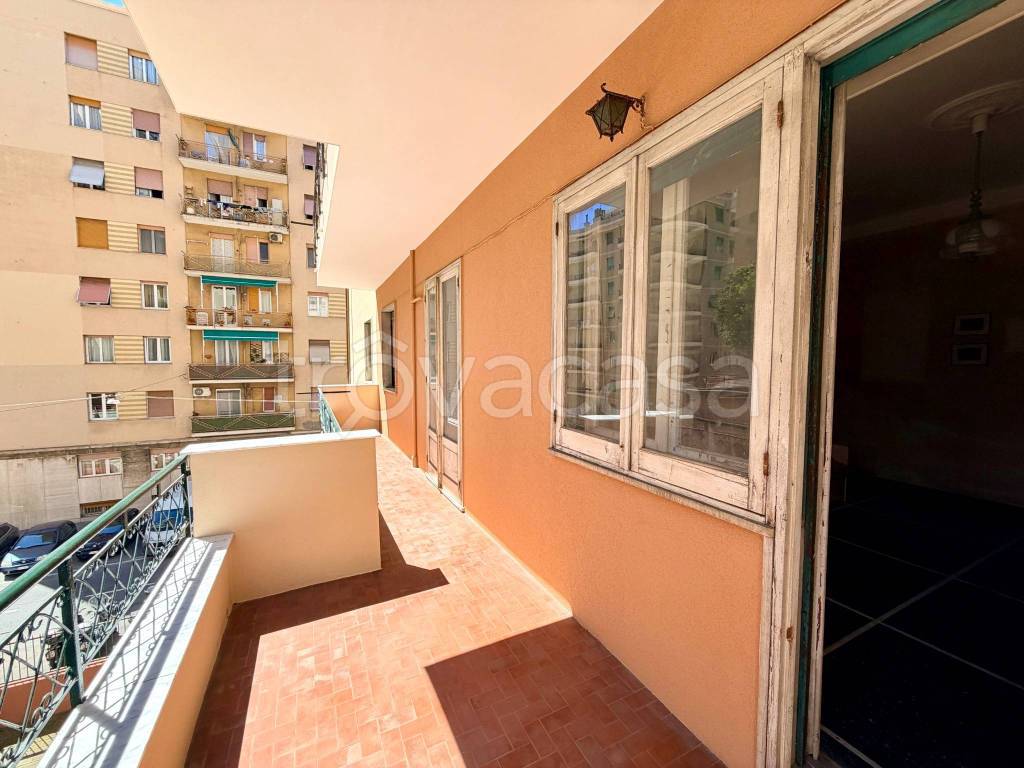 appartamento in vendita a Genova in zona Sampierdarena