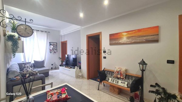 appartamento in vendita a Genova in zona Rivarolo