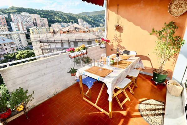 appartamento in vendita a Genova