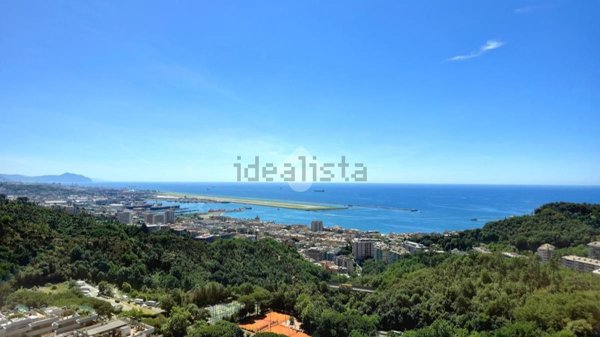 appartamento in vendita a Genova in zona Pegli
