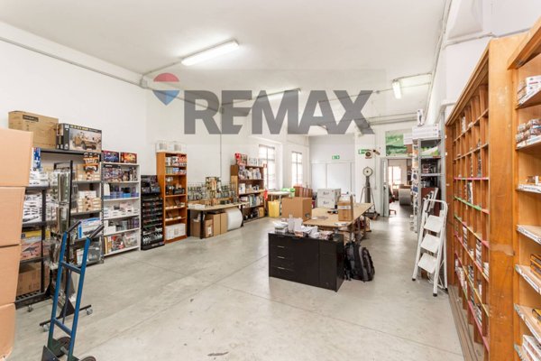 loft in vendita a Genova in zona Sampierdarena