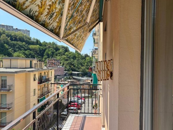 appartamento in vendita a Genova in zona Bolzaneto