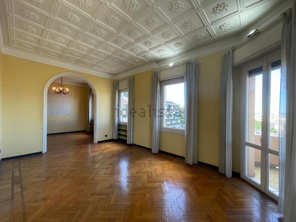 appartamento in vendita a Genova in zona Albaro