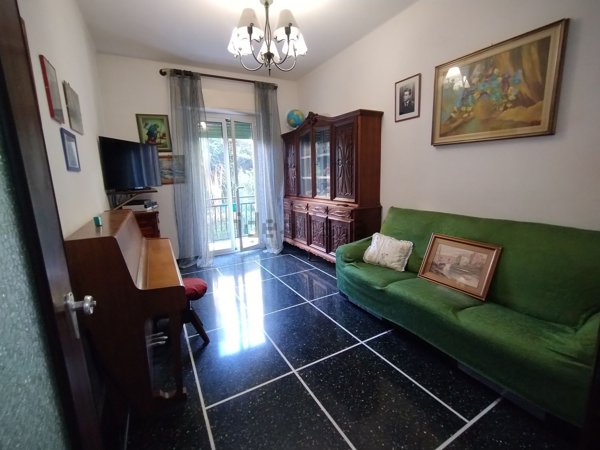 appartamento in vendita a Genova in zona Bolzaneto