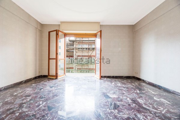 appartamento in vendita a Genova in zona Sestri Ponente