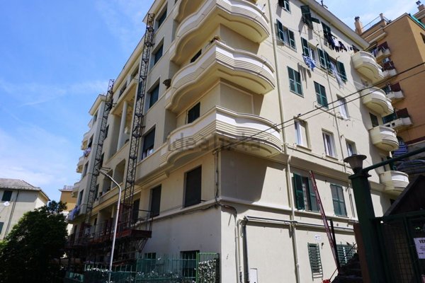 appartamento in vendita a Genova in zona Sampierdarena