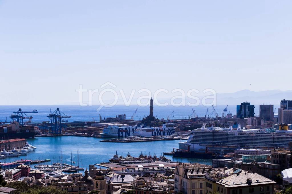 appartamento in vendita a Genova in zona Castelletto