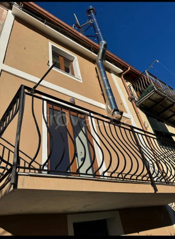 casa indipendente in vendita a Genova in zona San Desiderio