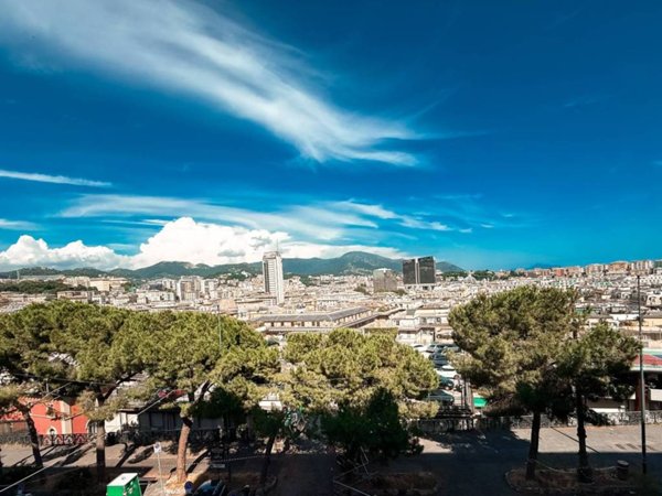 appartamento in vendita a Genova in zona Carignano
