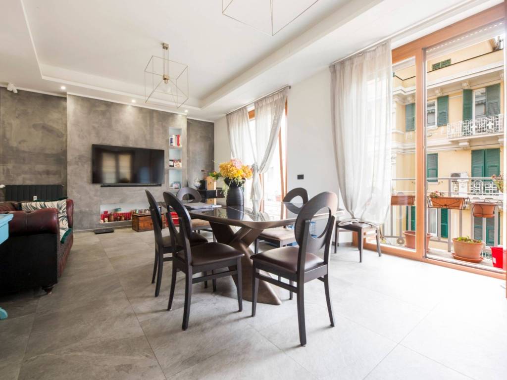 appartamento in vendita a Genova in zona Albaro