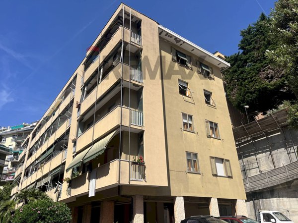 appartamento in vendita a Genova in zona Marassi