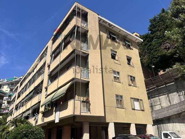 appartamento in vendita a Genova in zona Marassi
