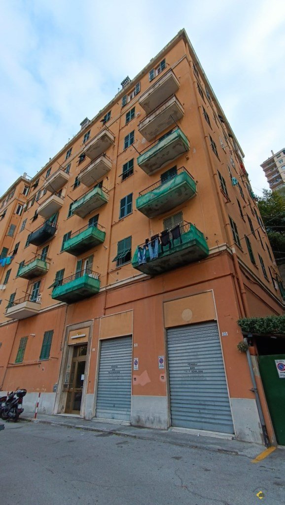 appartamento in vendita a Genova in zona Lagaccio / Granarolo